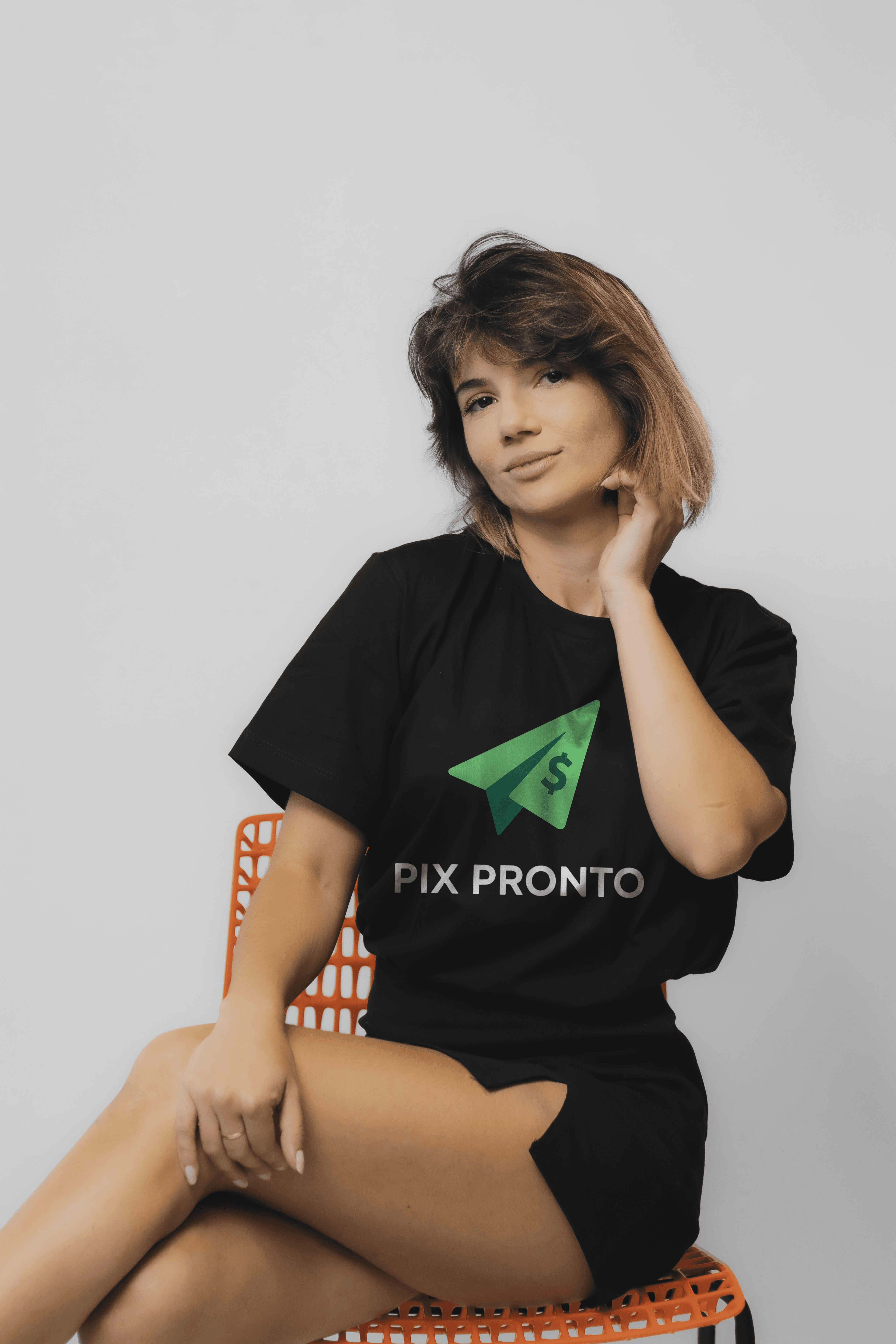 Criadora usando a Pixi